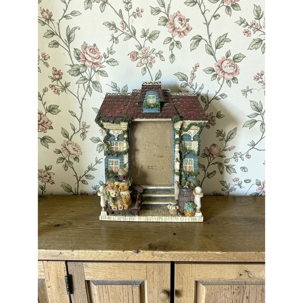 Vintage House Teddy Bears 4" x 5" 3D Picture Frame – Farmhouse Nursery Decor
